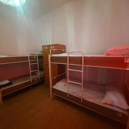 Hostel Centrum *